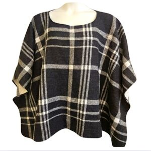 A New Day Poncho Black White Plaid OSFM Gorgeous 😍